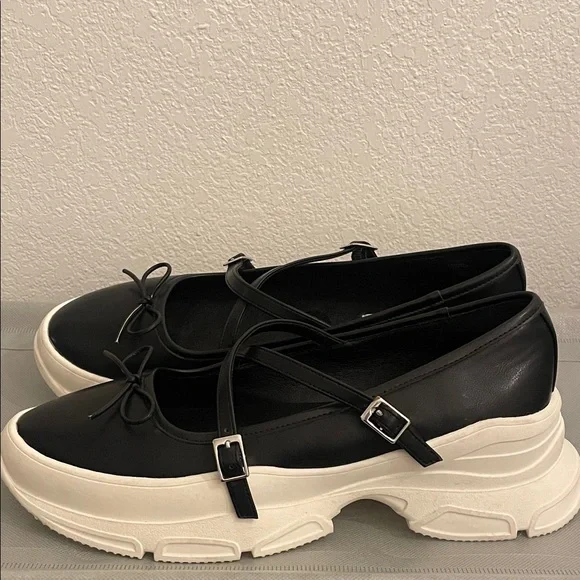 Steve Madden Women's Broder Strappy Platform Sneakers - Picture 5 of 10